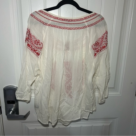 Lane Bryant White & Red Bavarian Embroidered Tunic Size 18/20 - Picture 4 of 10